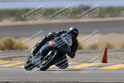 media/Oct-08-2022-SoCal Trackdays (Sat) [[1fc3beec89]]/Turn 14 (1050am)/